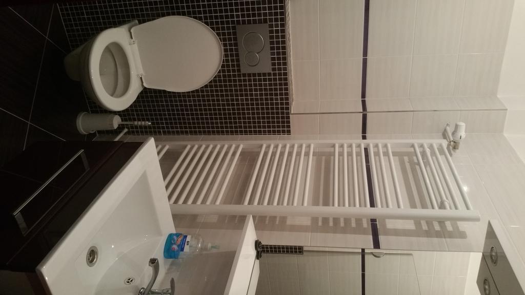 Hotel Koruna Roznov pod Radhostem Luaran gambar