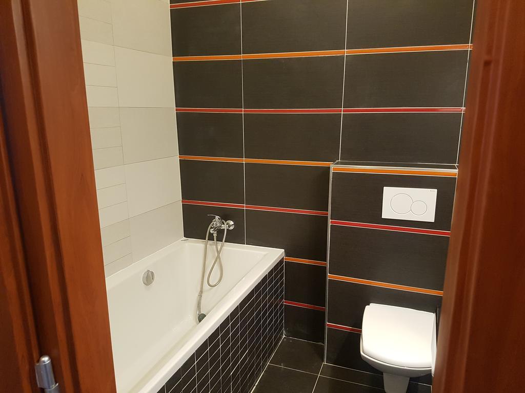 Hotel Koruna Roznov pod Radhostem Luaran gambar